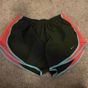 Nike Womens Dri-fit shorts XL